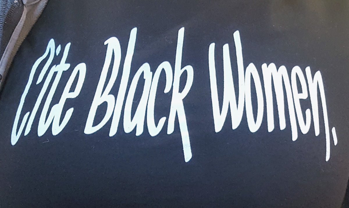 Slogan from a T-shirt: Cite Black Women